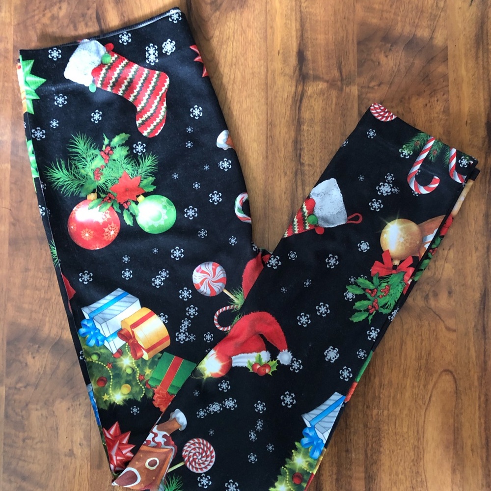 Christmas Leggings size 15/17 No Boundries
